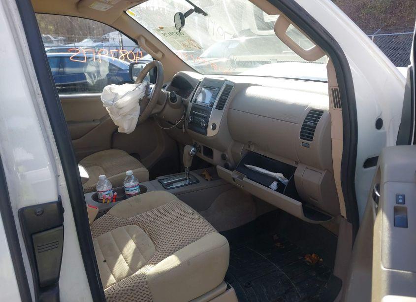 Photo 5 of 2016 Nissan Frontier SV (VIN 1N6AD0CW0GN735645)