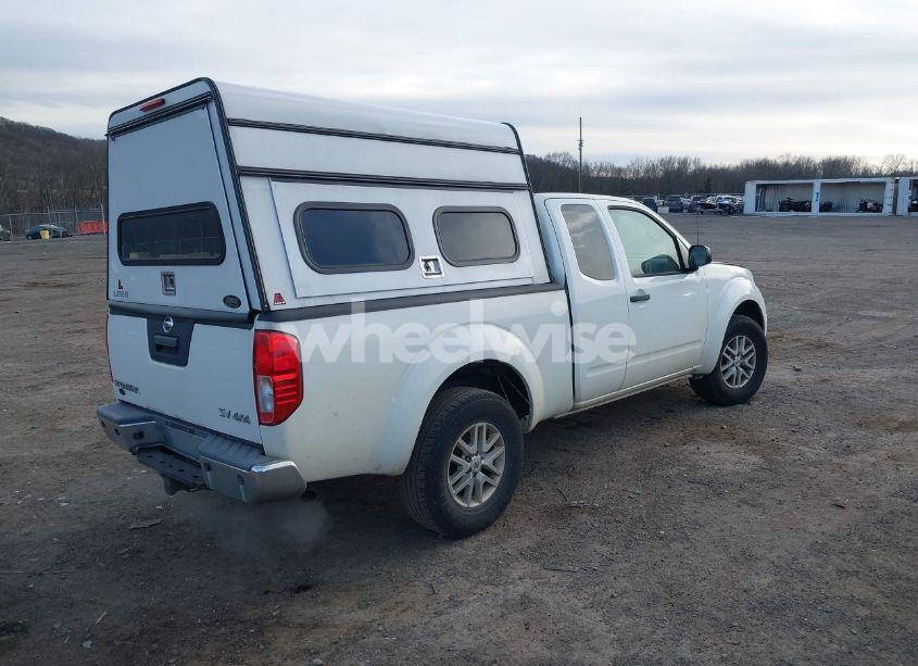 Photo 4 of 2016 Nissan Frontier SV (VIN 1N6AD0CW2GN734853)