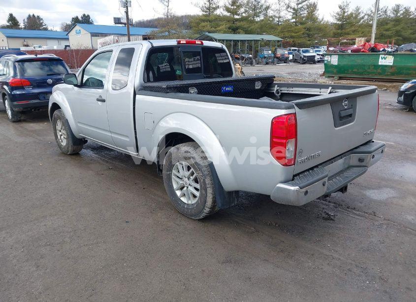 Photo 3 of 2016 Nissan Frontier SV (VIN 1N6AD0CW2GN739647)