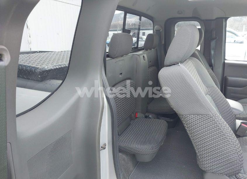 Photo 8 of 2016 Nissan Frontier SV (VIN 1N6AD0CW2GN739647)