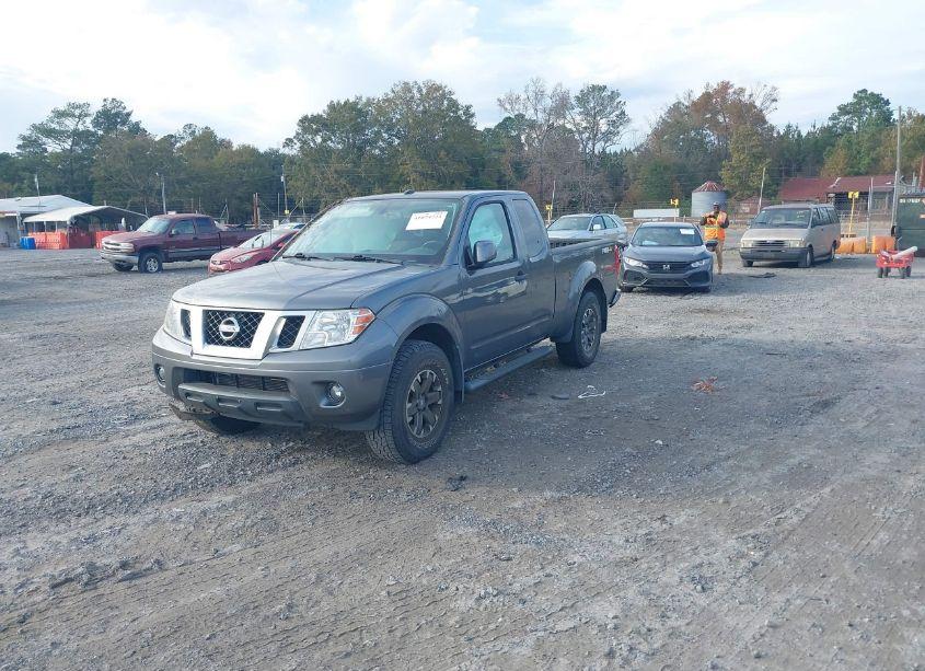 Photo 2 of 2019 Nissan Frontier PRO-4X (VIN 1N6AD0CW2KN713140)