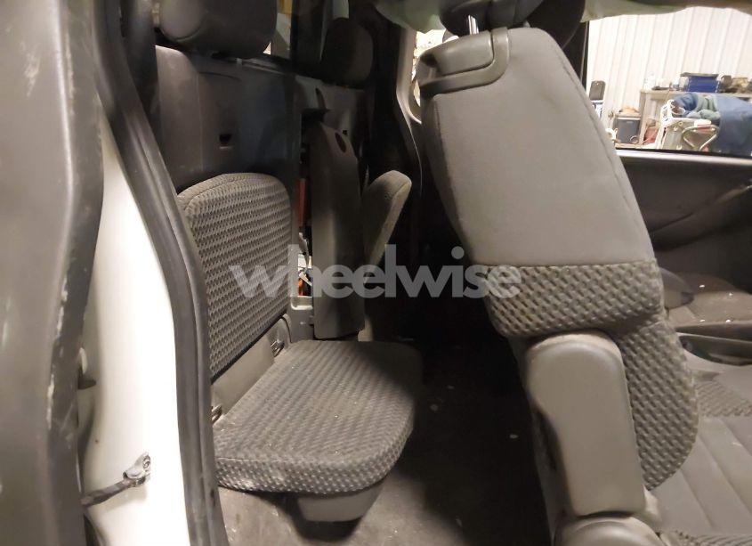 Photo 8 of 2013 Nissan Frontier PRO-4X/SV (VIN 1N6AD0CW5DN737449)