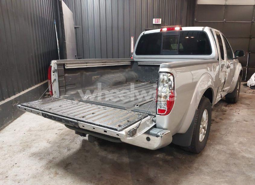Photo 4 of 2019 Nissan Frontier SV (VIN 1N6AD0CW7KN752970)