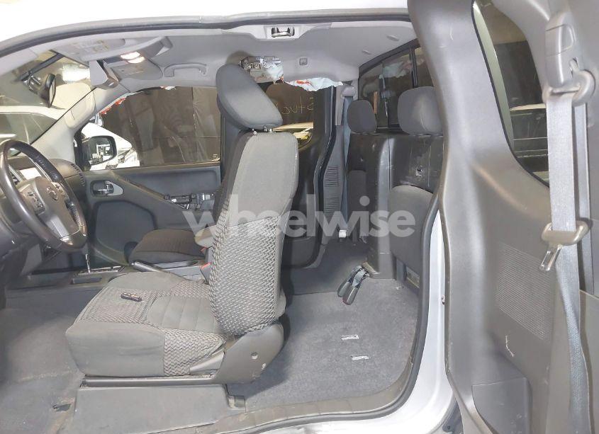 Photo 8 of 2019 Nissan Frontier SV (VIN 1N6AD0CW7KN752970)