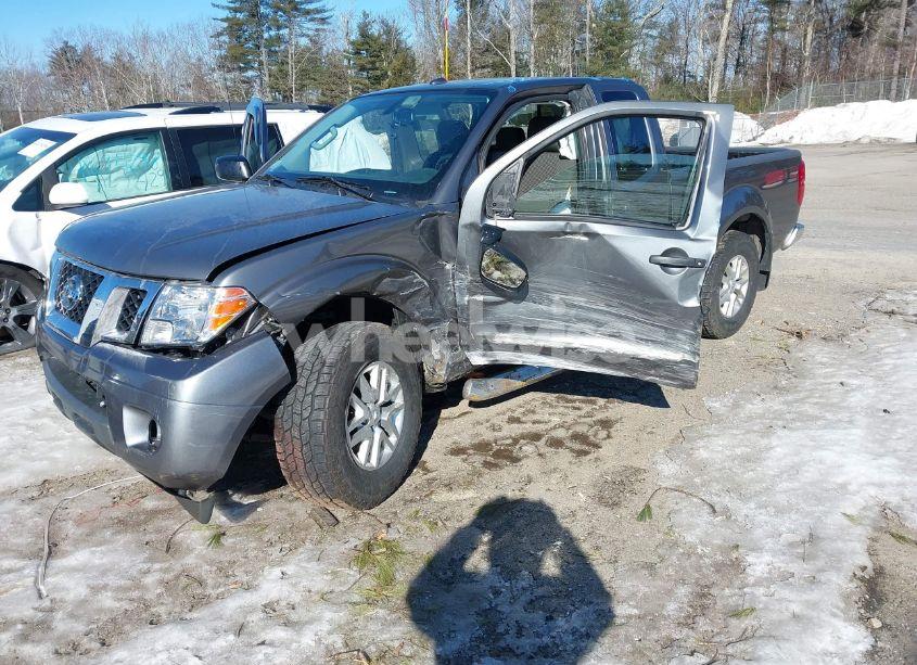Photo 2 of 2017 Nissan Frontier SV (VIN 1N6AD0CW9HN712401)