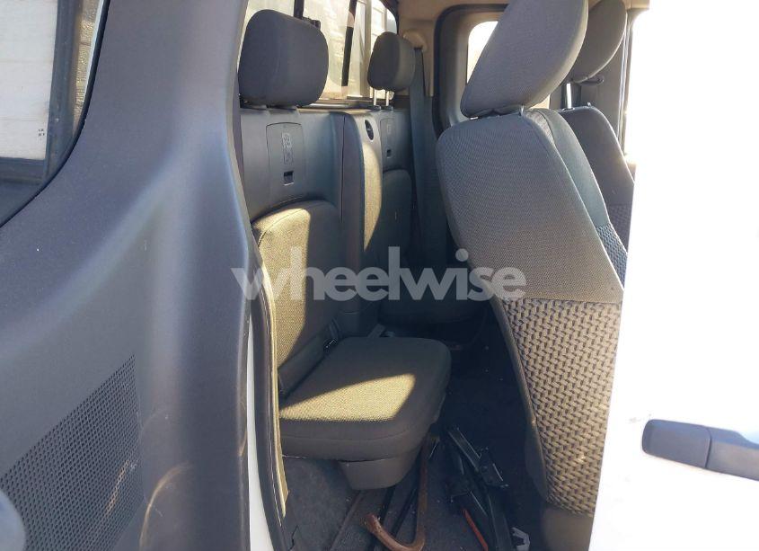 Photo 8 of 2019 Nissan Frontier SV (VIN 1N6AD0CWXKN746399)