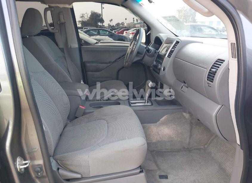 Photo 5 of 2017 Nissan Frontier SV (VIN 1N6AD0ER0HN755385)