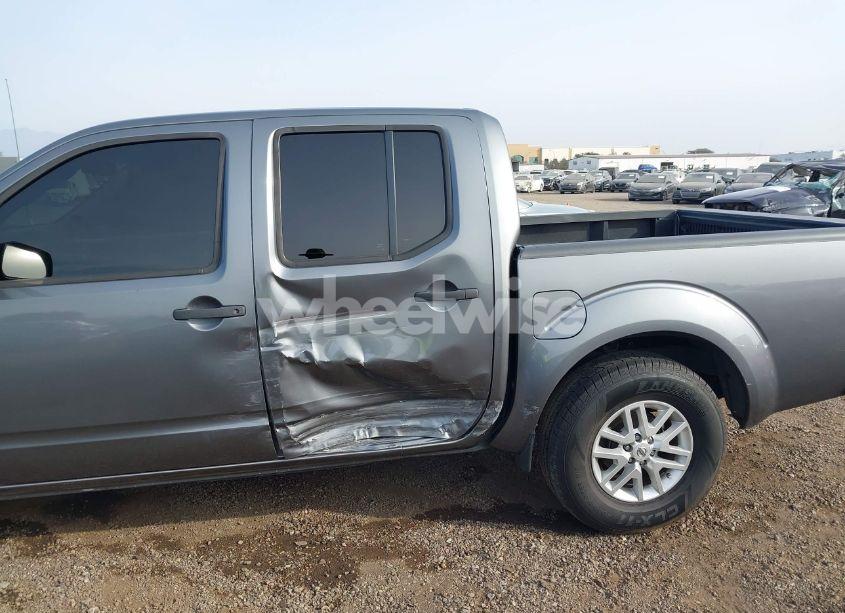 Photo 6 of 2017 Nissan Frontier SV (VIN 1N6AD0ER0HN755385)