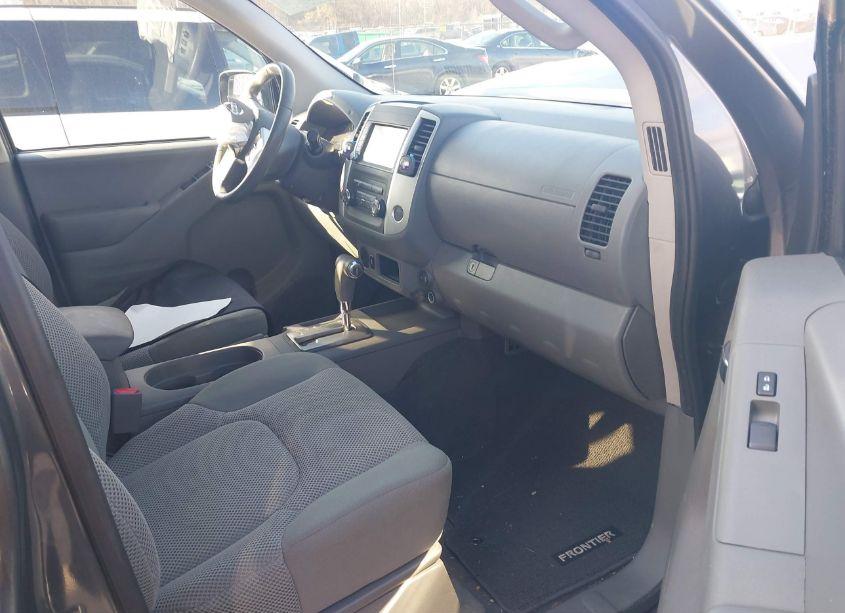 Photo 5 of 2019 Nissan Frontier SV (VIN 1N6AD0ER1KN731748)