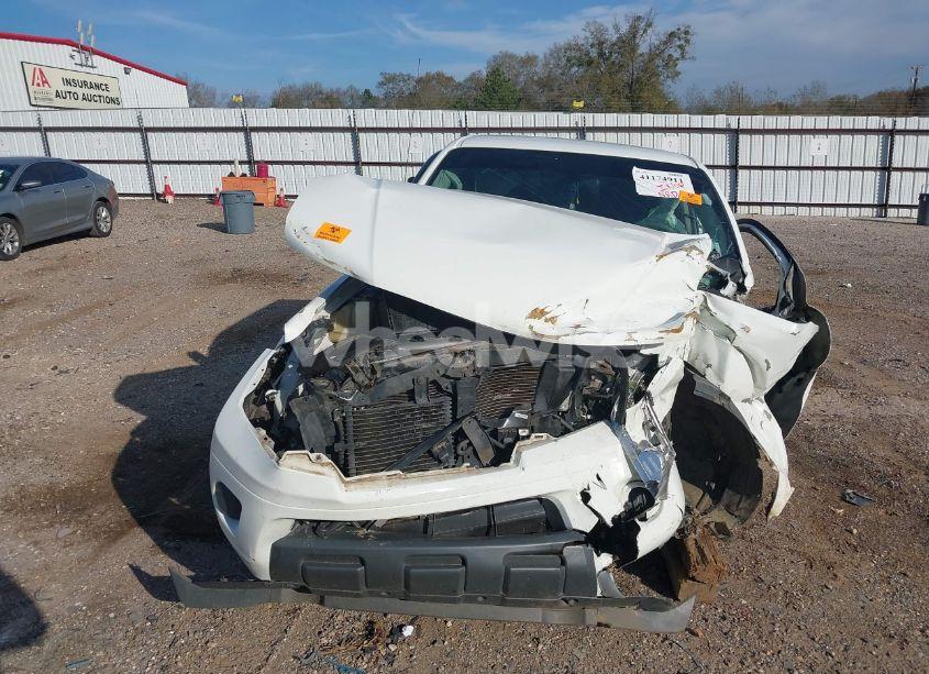 Photo 10 of 2019 Nissan Frontier SV (VIN 1N6AD0ER1KN774163)