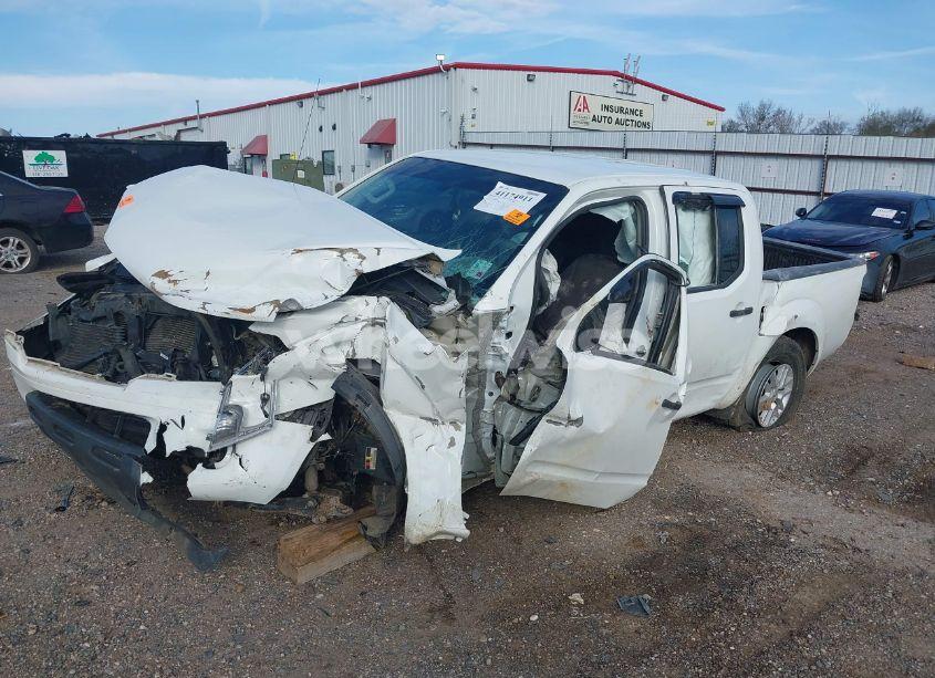 Photo 2 of 2019 Nissan Frontier SV (VIN 1N6AD0ER1KN774163)