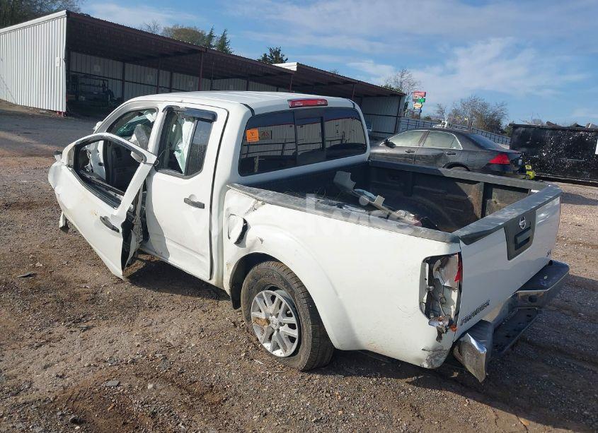 Photo 3 of 2019 Nissan Frontier SV (VIN 1N6AD0ER1KN774163)