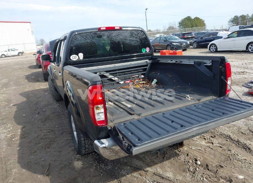 Photo 3 of 2010 Nissan Frontier SE (VIN 1N6AD0ER2AC416807)