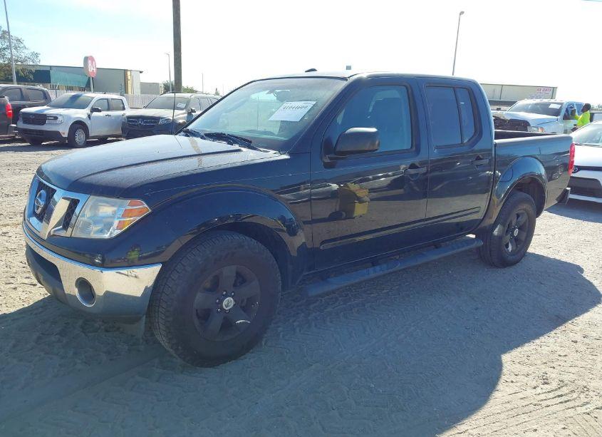 Photo 2 of 2011 Nissan Frontier SV (VIN 1N6AD0ER2BC406084)