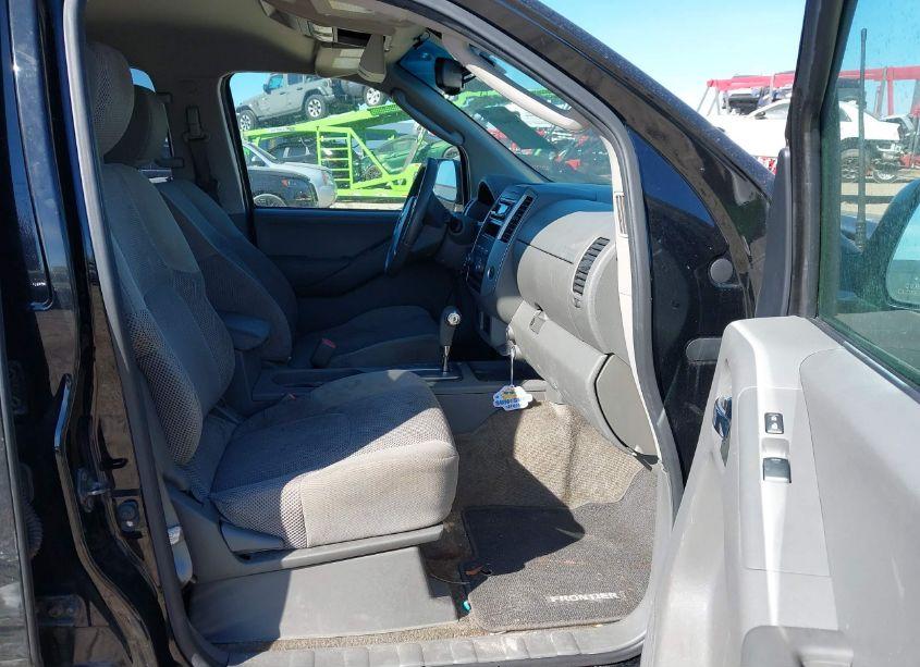 Photo 5 of 2011 Nissan Frontier SV (VIN 1N6AD0ER2BC406084)