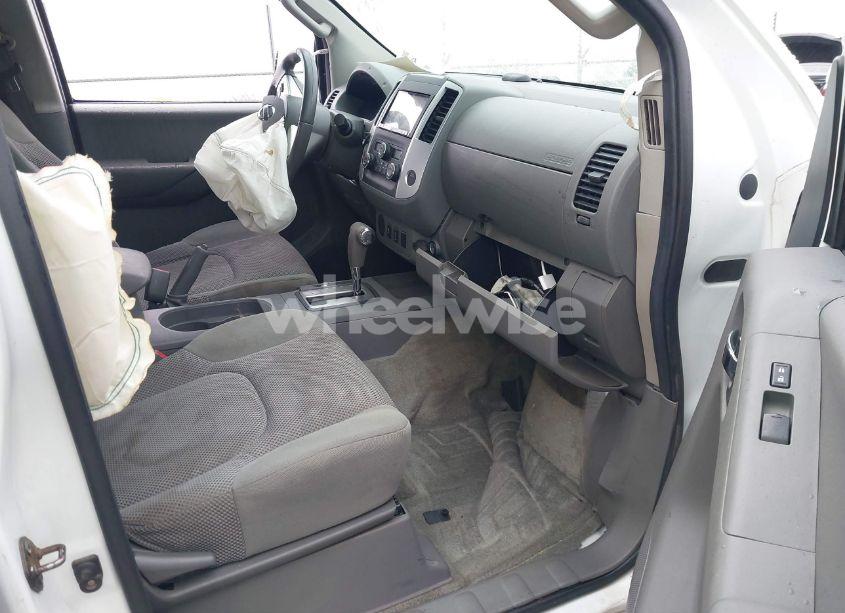 Photo 5 of 2013 Nissan Frontier SV (VIN 1N6AD0ER2DN760307)