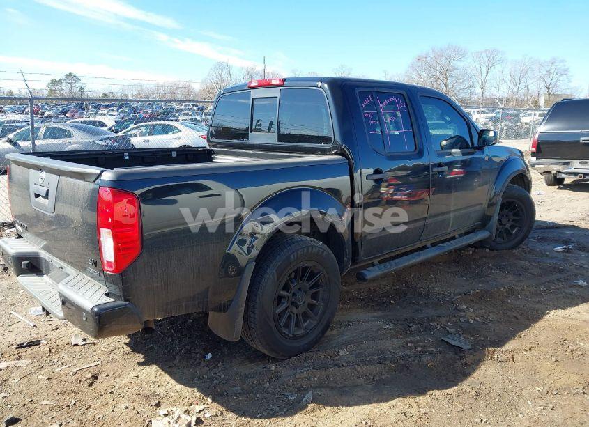 Photo 4 of 2018 Nissan Frontier SV (VIN 1N6AD0ER2JN758925)
