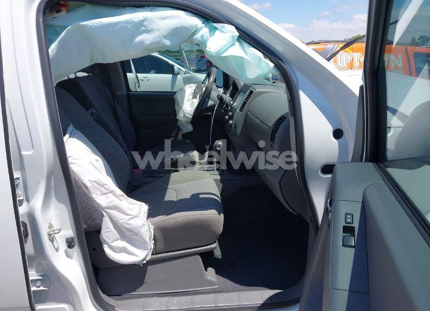 Photo 5 of 2019 Nissan Frontier SV (VIN 1N6AD0ER2KN726946)