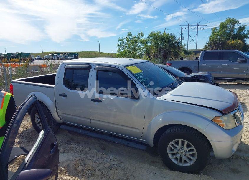 Photo 13 of 2015 Nissan Frontier SV (VIN 1N6AD0ER3FN738044)