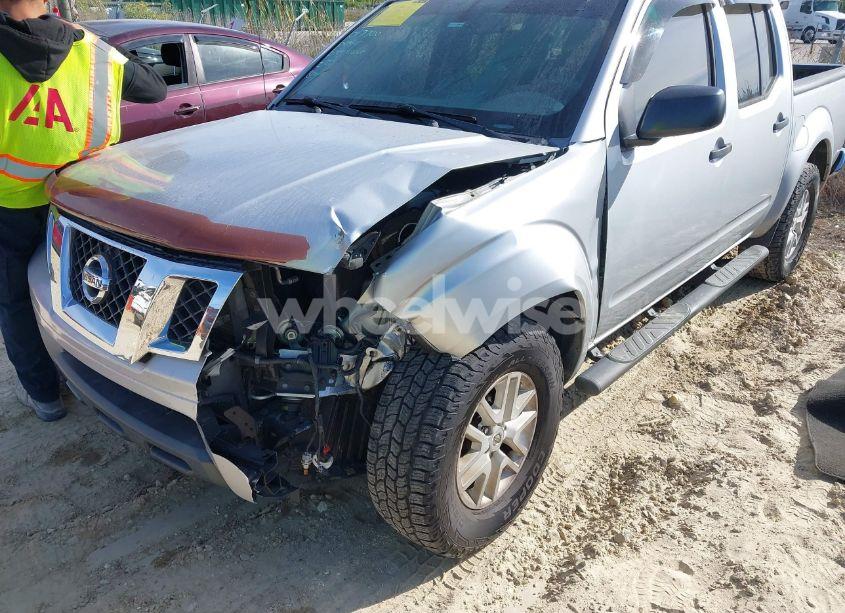 Photo 6 of 2015 Nissan Frontier SV (VIN 1N6AD0ER3FN738044)