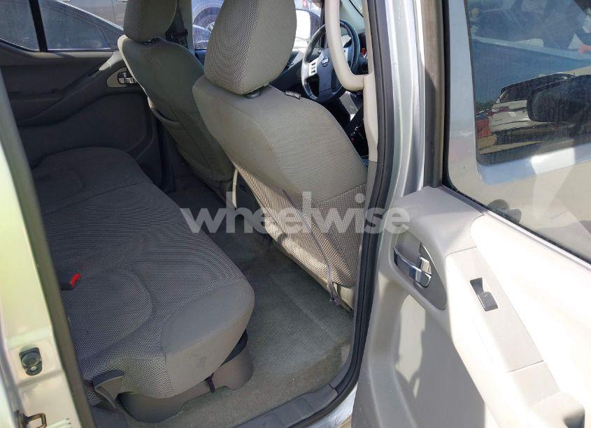 Photo 8 of 2015 Nissan Frontier SV (VIN 1N6AD0ER3FN738044)