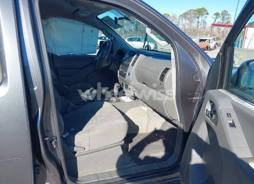 Photo 5 of 2016 Nissan Frontier SV (VIN 1N6AD0ER3GN703313)