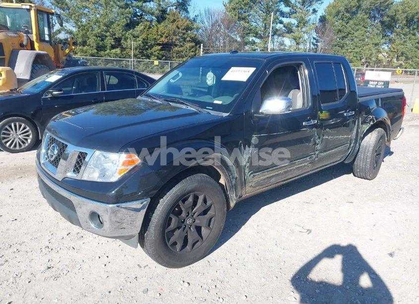 Photo 2 of 2017 Nissan Frontier SL (VIN 1N6AD0ER3HN700509)