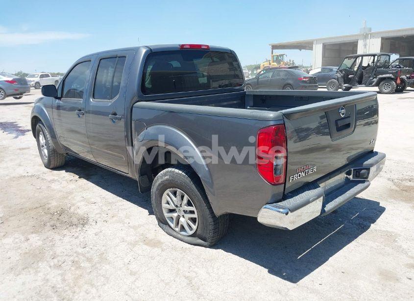 Photo 3 of 2019 Nissan Frontier SV (VIN 1N6AD0ER3KN772429)