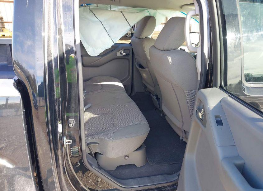 Photo 8 of 2019 Nissan Frontier SV (VIN 1N6AD0ER4KN736748)