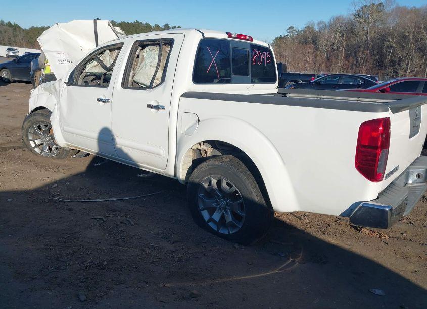 Photo 2 of 2019 Nissan Frontier SL (VIN 1N6AD0ER4KN741898)