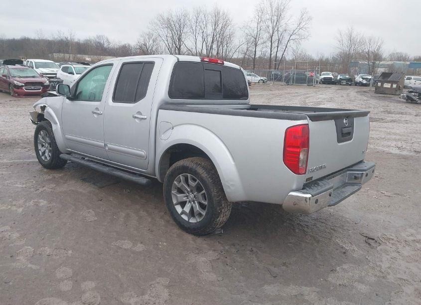 Photo 3 of 2019 Nissan Frontier SL (VIN 1N6AD0ER4KN757373)