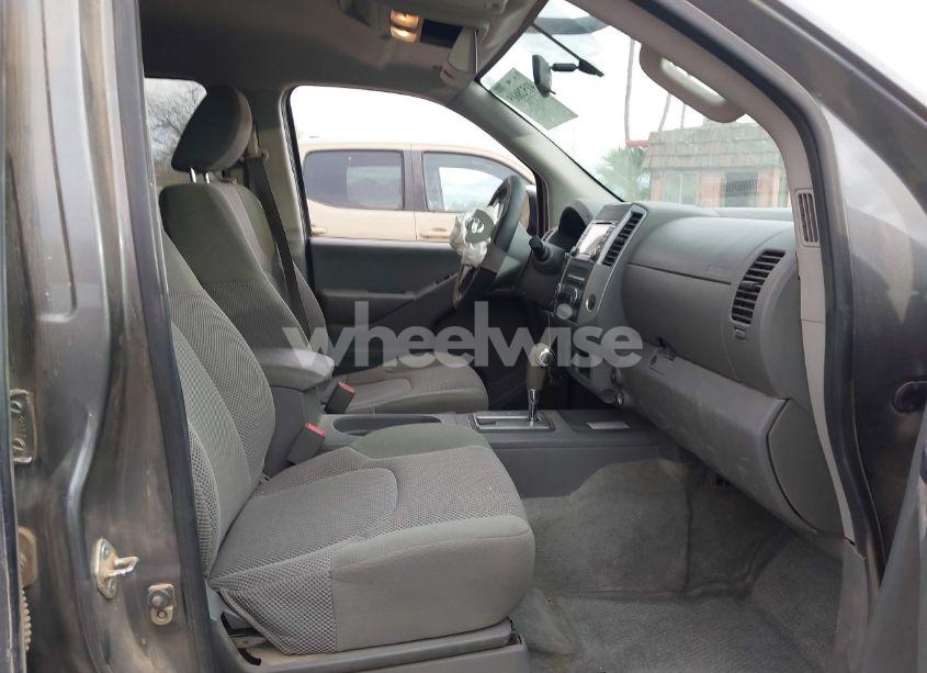 Photo 5 of 2018 Nissan Frontier SV (VIN 1N6AD0ER5JN738264)