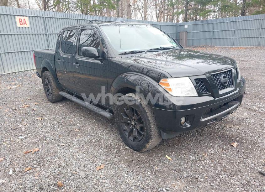 2018 Nissan Frontier SV (VIN 1N6AD0ER5JN759888) main photo