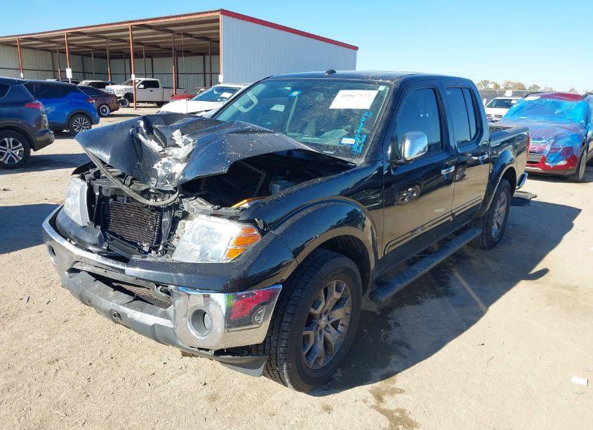 Photo 2 of 2019 Nissan Frontier SL (VIN 1N6AD0ER5KN738105)