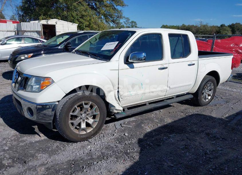 Photo 2 of 2019 Nissan Frontier SL (VIN 1N6AD0ER5KN757009)