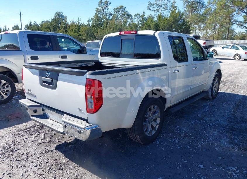 Photo 4 of 2019 Nissan Frontier SL (VIN 1N6AD0ER5KN757009)