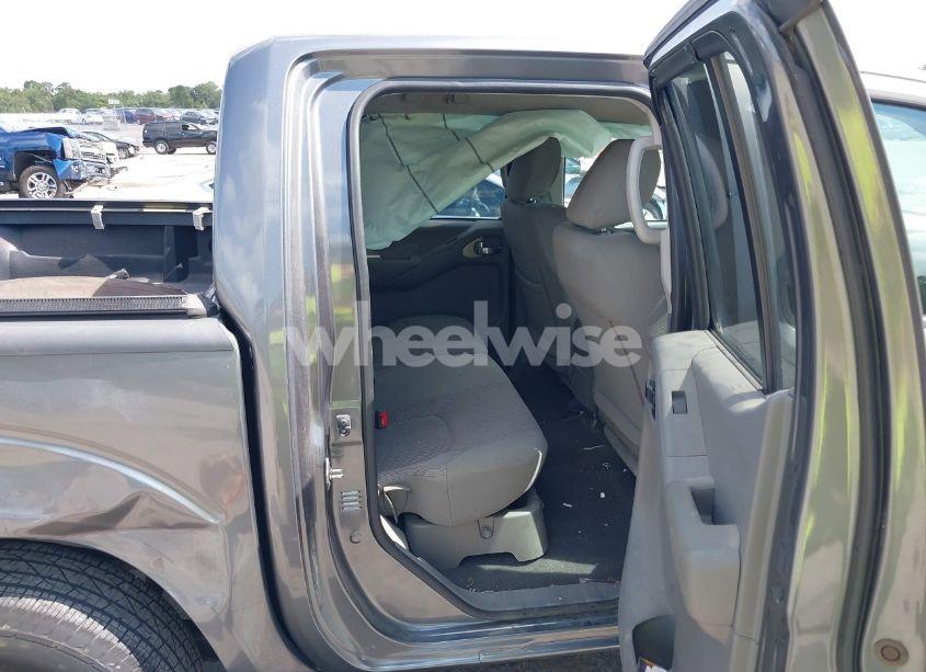 Photo 8 of 2019 Nissan Frontier SV (VIN 1N6AD0ER5KN774943)