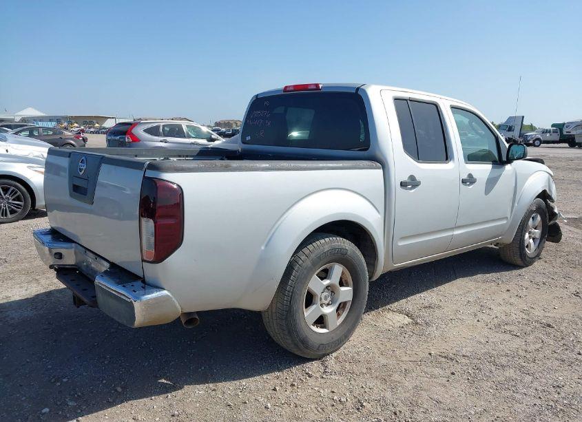 Photo 4 of 2011 Nissan Frontier SV (VIN 1N6AD0ER7BC447438)
