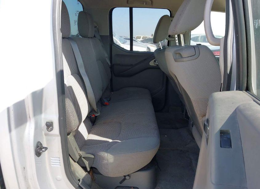 Photo 8 of 2011 Nissan Frontier SV (VIN 1N6AD0ER7BC447438)