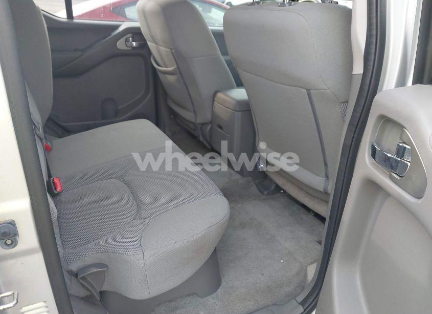 Photo 8 of 2018 Nissan Frontier SV (VIN 1N6AD0ER7JN745135)