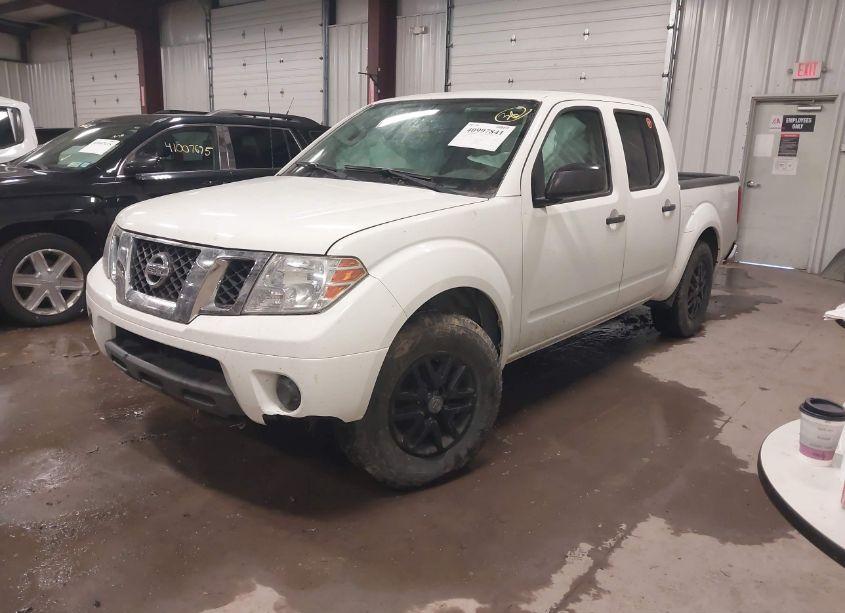 Photo 2 of 2019 Nissan Frontier SV (VIN 1N6AD0ER7KN702271)
