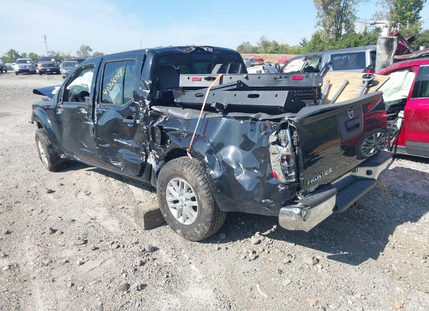 Photo 3 of 2019 Nissan Frontier SV (VIN 1N6AD0ER7KN738977)