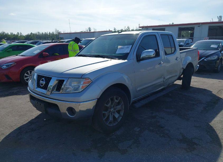 Photo 2 of 2019 Nissan Frontier SL (VIN 1N6AD0ER7KN767363)