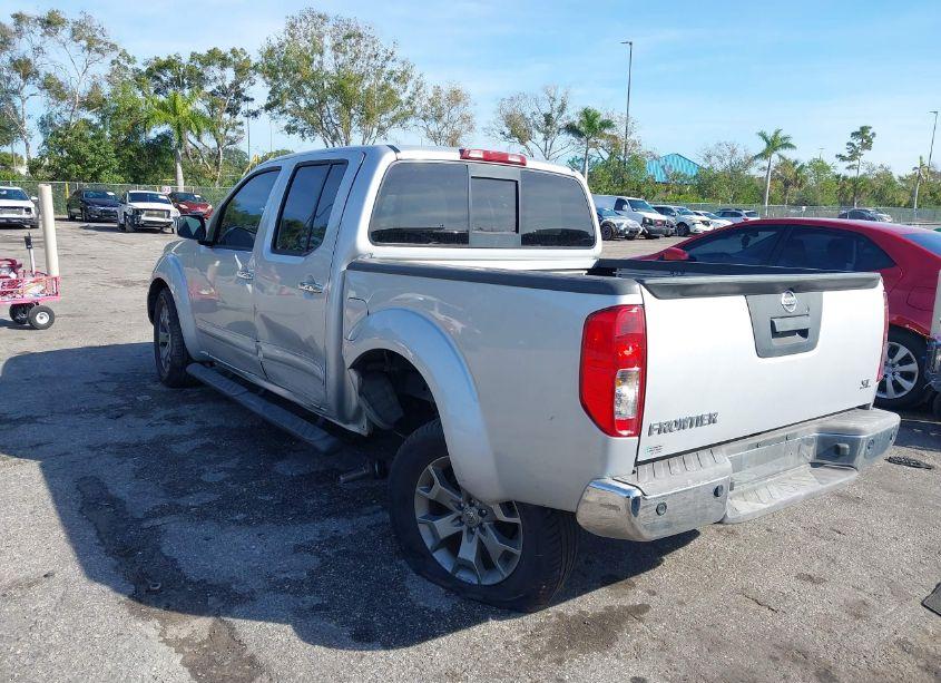 Photo 3 of 2019 Nissan Frontier SL (VIN 1N6AD0ER7KN767363)