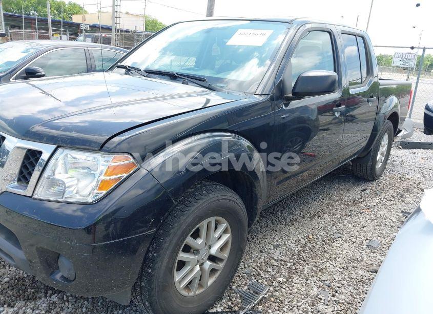 Photo 2 of 2019 Nissan Frontier SV (VIN 1N6AD0ER7KN788231)