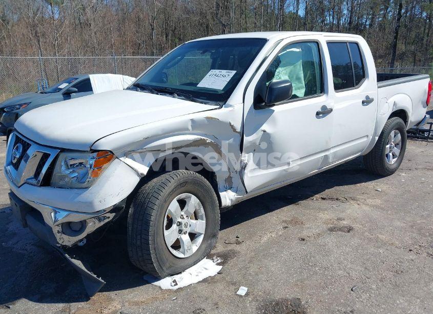 Photo 2 of 2010 Nissan Frontier SE (VIN 1N6AD0ER8AC402670)