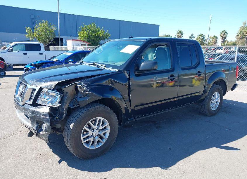 Photo 2 of 2018 Nissan Frontier SV (VIN 1N6AD0ER8JN727825)
