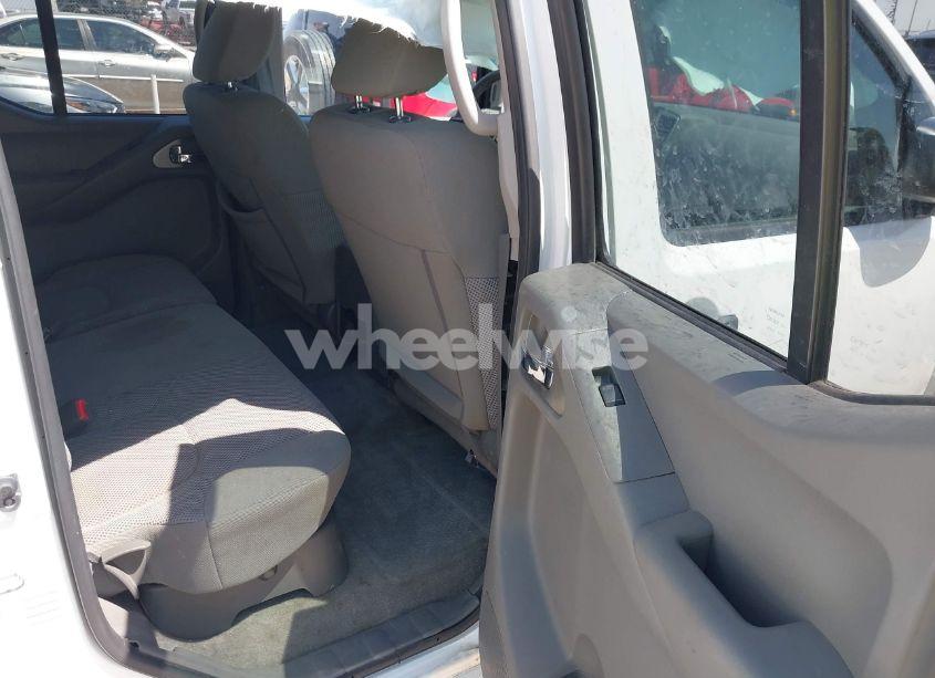 Photo 8 of 2018 Nissan Frontier SV (VIN 1N6AD0ER8JN762056)