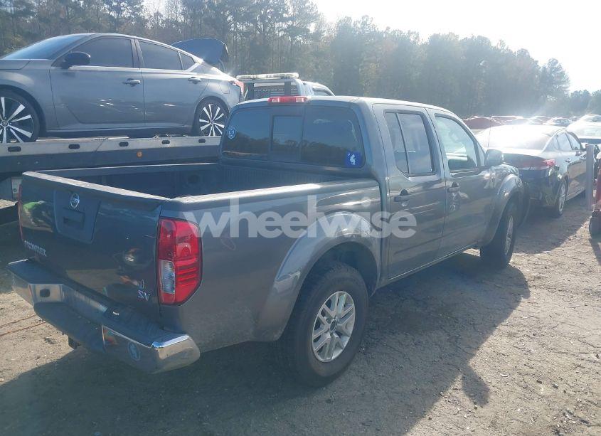 Photo 4 of 2019 Nissan Frontier SV (VIN 1N6AD0ER8KN717085)