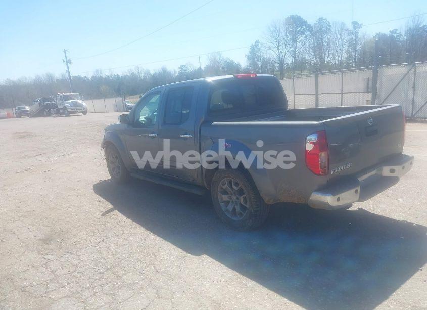 Photo 3 of 2019 Nissan Frontier SL (VIN 1N6AD0ER8KN751964)